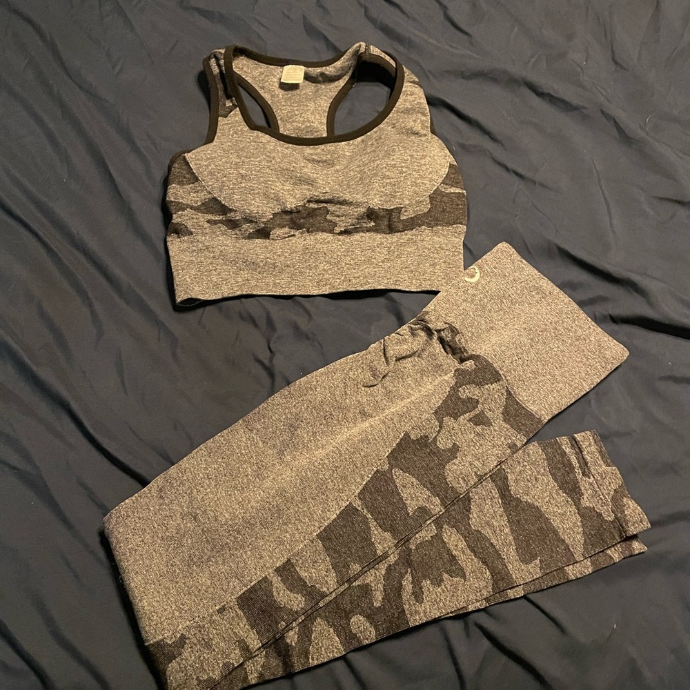 Curves n Combat Boots Set